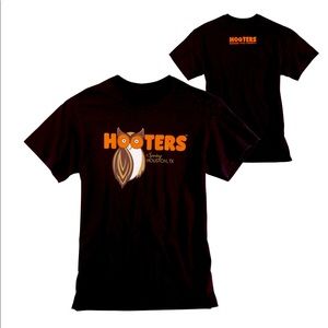 Hooters T-Shirt